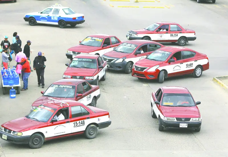 Personal de Semovi supervisará unidades y conductores del transporte público.