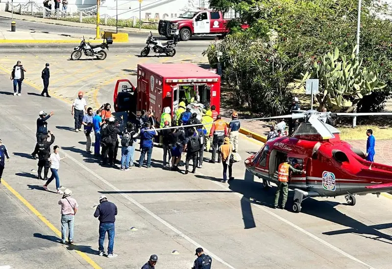 El servicio de ambulancia aérea del Gobierno del  Estado realizó, por primera vez, un aterrizaje directo al Hospital Aurelio Valdivieso.