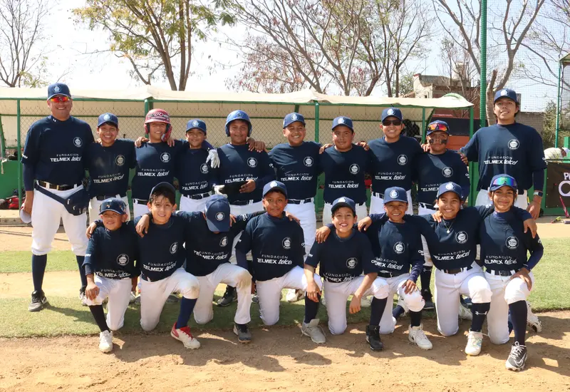 La novena de Valles (Liga Monte Albán) de la categoría 11-12 años, con pase al Nacional.