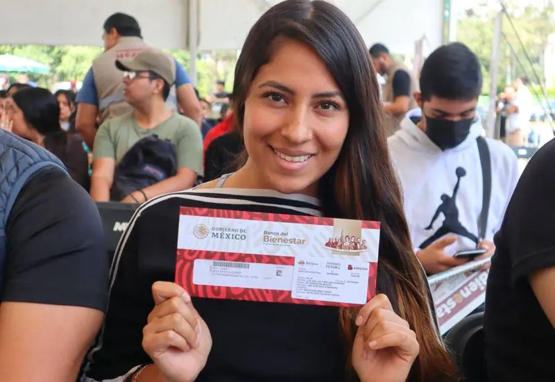 JOVENES-CONSTRUYENDO-EL-FUTURO