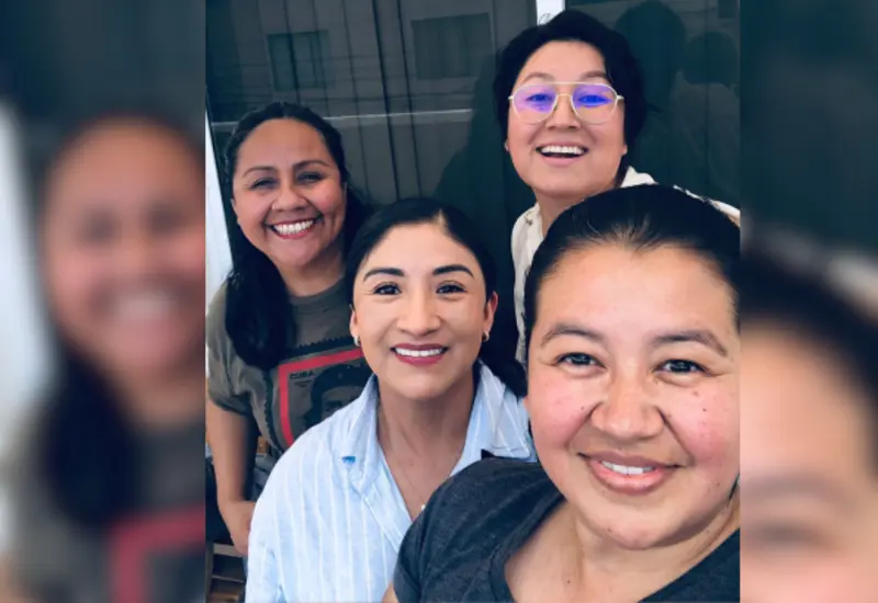 El equipo está conformado por Lesly Amaya Núñez, Betzabé Peralta y Nayeli Aquino, quienes trabajan con un enfoque feminista.