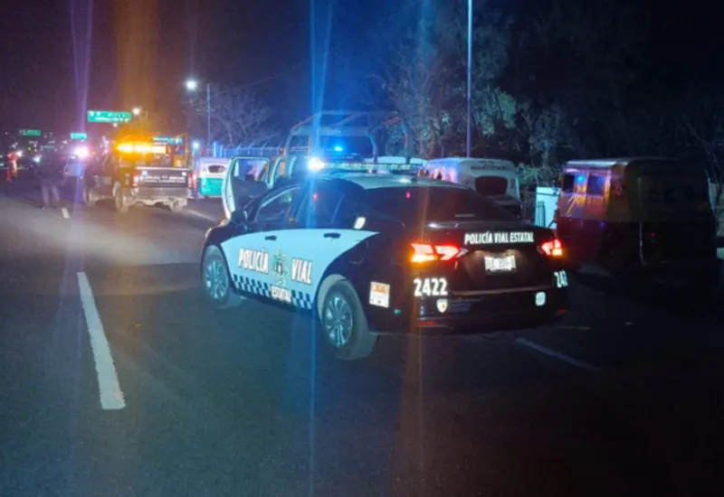 La Policía Vial Estatal abanderó el lugar del percance.