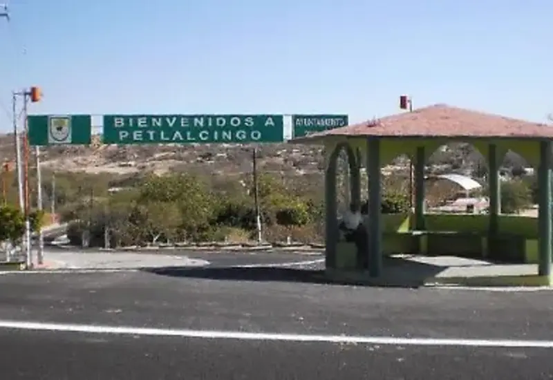  Asesinan a comerciante en Petlalcingo.