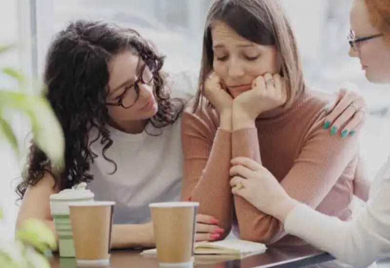En las relaciones amorosas que establecemos en la actualidad algo no va bien o va de mal en peor.