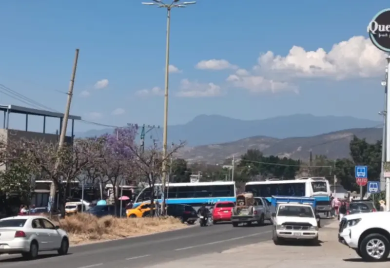 bloqueo_carreteo_escuela