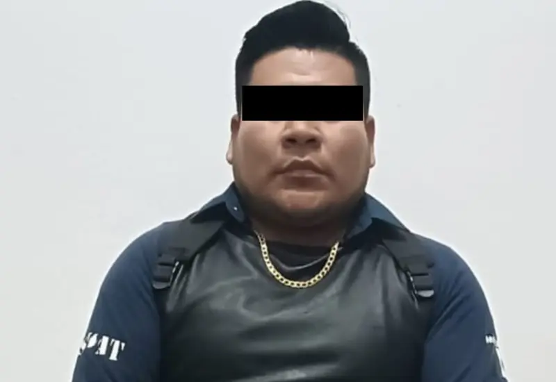 En una marisquería de Zimatlán  de Álvarez, un sujeto dijo ser policía federal, pero resultó falso y fue detenido.