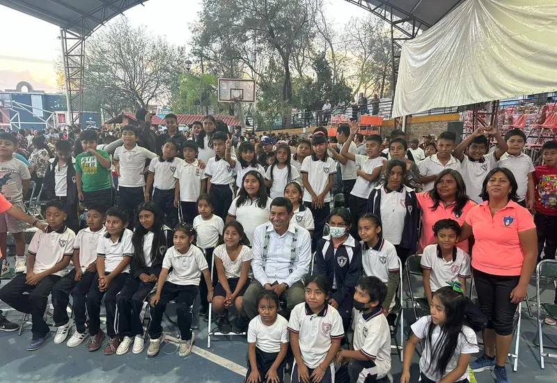 Desde la administración de Jara se hace un registro de las escuelas que han recibido ayuda.