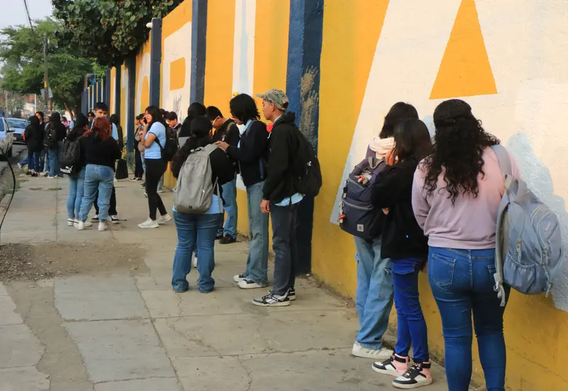 Destaca titular del IOCIED que programas como la Inscripción Cero han alentado a que la deserción en el nivel medio superior vaya a la baja.
