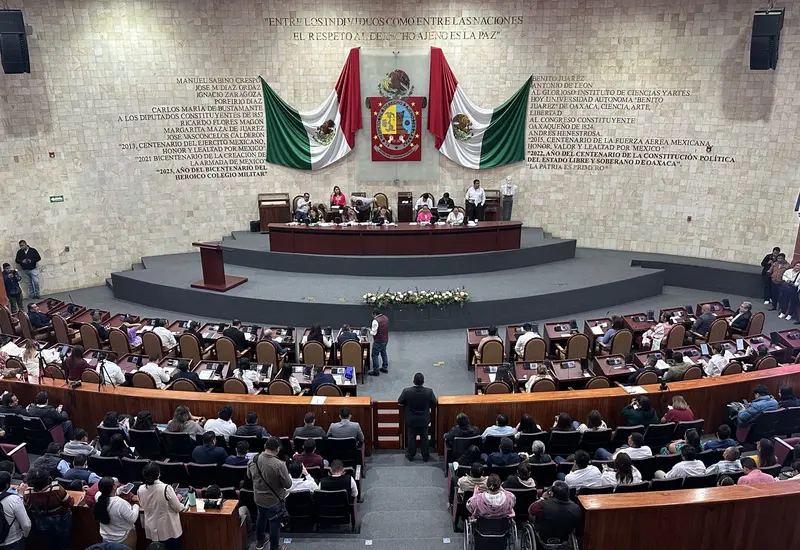 La finalidad es cimentar las bases para hacer posible el acceso universal a los servicios de salud de los oaxaqueños.