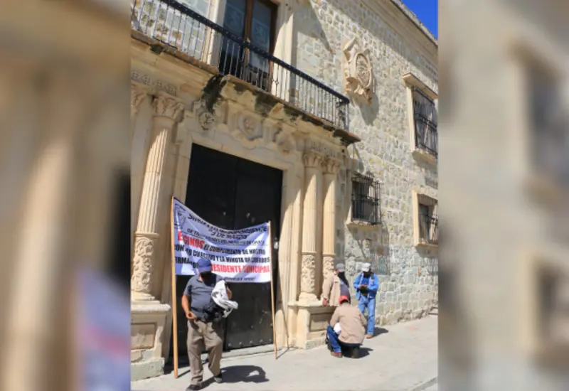 A partir de ahora los trabajadores del municipio de la capital del estado solo recibirán un máximo de 12 meses por concepto de salarios caídos.