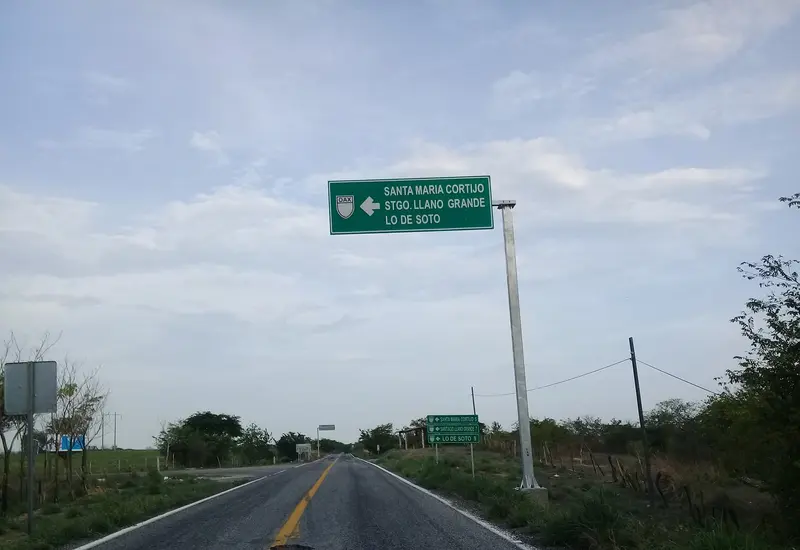 Dos personas fueron asesinadas en Guerrero y sus cuerpos arrojados en Oaxaca.