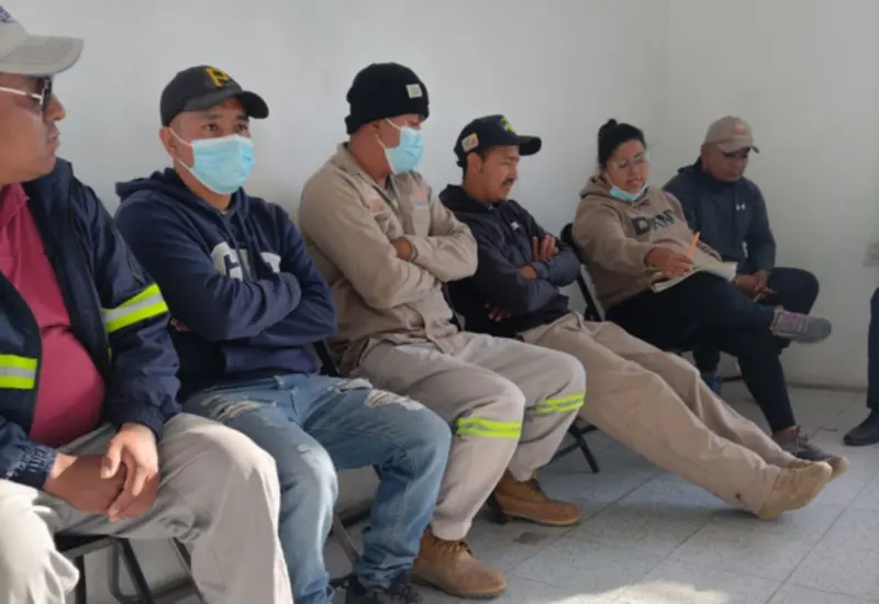 Los trabajadores -en su mayoría recolectores de basura- pidieron aumento salarial.