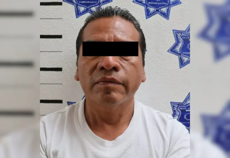 El conductor de la camioneta fue detenido.