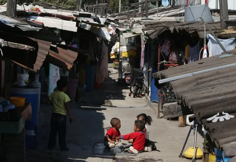 De 10 mexicanos que nacen en un núcleo muy pobre, la mitad se quedan en ese mismo lugar cuando crecen.