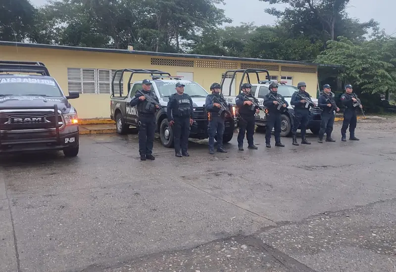 Barón Ortiz insiste que, mientras no tengan un oficio donde se les notifique la baja, no pueden ser despedidos.