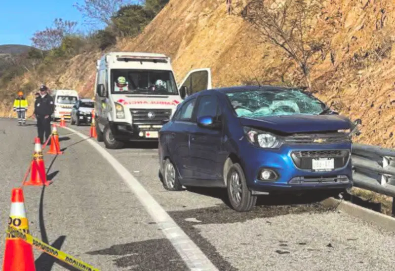 El fatal choque ocurrió en la supercarretera Mitla-Tehuantepec.