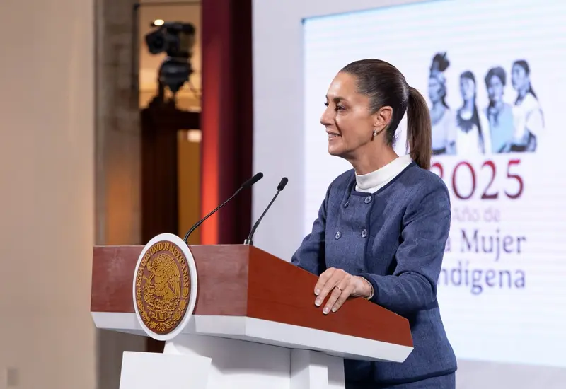  La presidenta Claudia Sheinbaum informó que la Secretaría de Infraestructura, Comunicaciones y Transportes comprará 20 trenes de pavimentación.