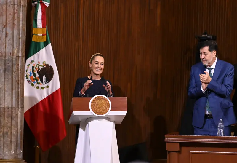 Sheinbaum Pardo destacó que la Constitución es el escudo con el que se defiende a la nación.