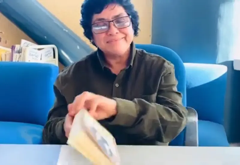 Poeta Elia Pérez López.