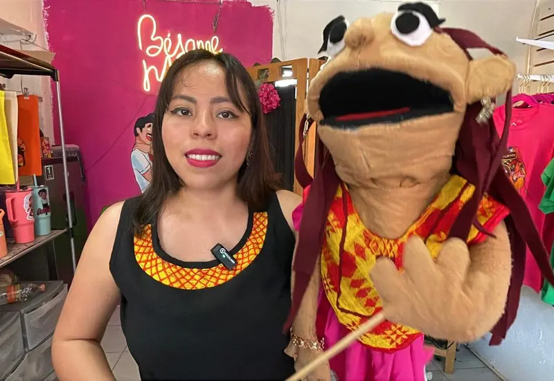 Yaneli Carrasco es una joven emprendedora juchiteca.