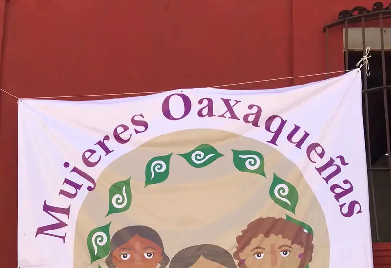 oaxaqueñas_mujeres_2006