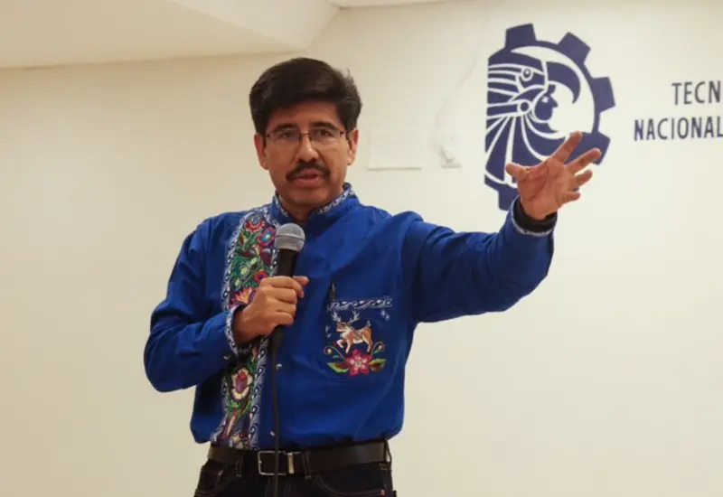 Hugo Aguilar Ortiz-oaxaca