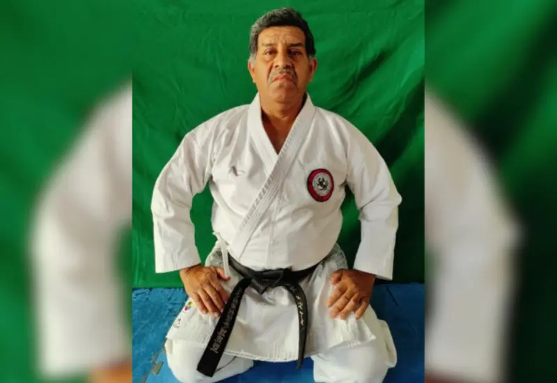 Luto-karate-oaxaqueño-sensei-Isaías-Medina-Morales