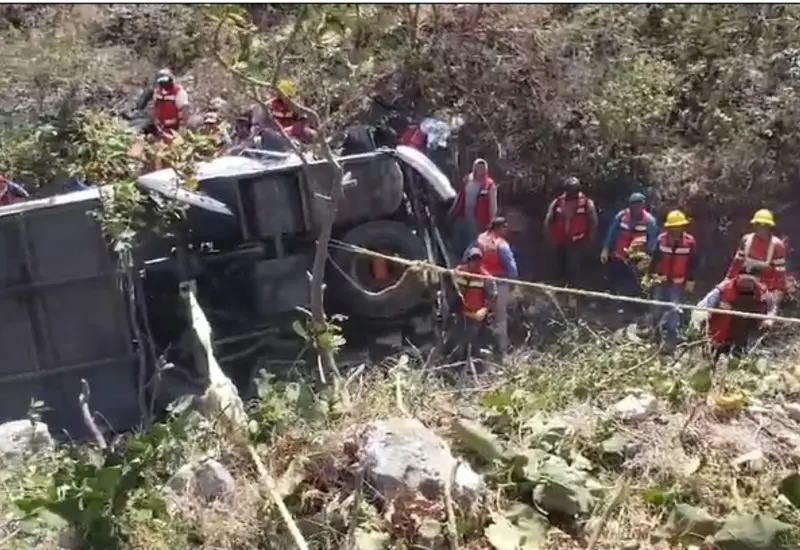 18-muertos-carretera-mitla-tehuantepec2
