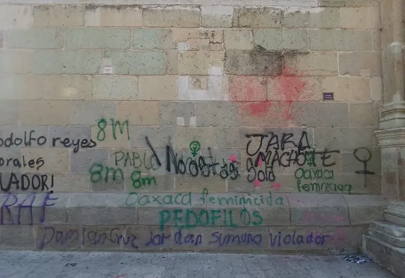 “En este lugar, de mis labios ha salido ‘ya basta de feminicidios’, lo he dicho una y otra y otra vez. Pero, ¿de qué ha servido? De nada”, indicó Monseñor Vázquez Villalobos.