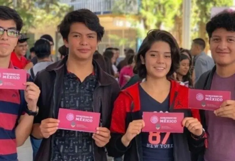 jovenes-construyendo