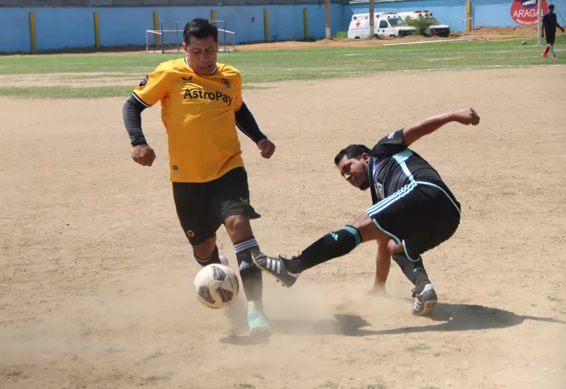Liga-Premier-Retiro-doblega-Club710.JPG