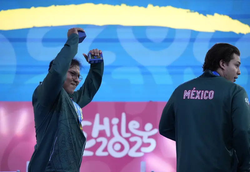 ¡Lo hizo! Y lo festejó con alegría