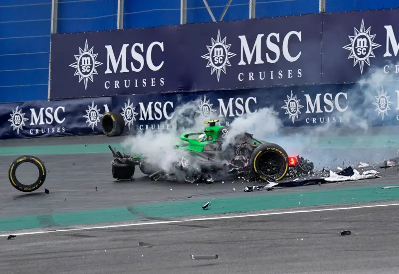 Imagen que muestra los detalles del accidente ocurrido durante la carrera sprint del Gran Premio de Brasil, evento en el que Lando Norris resultó ganador.