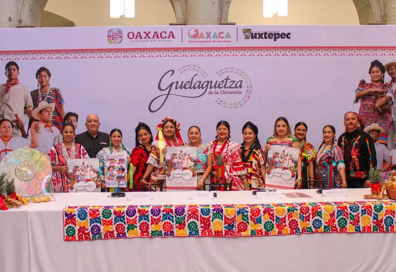 Anuncio oficial en conferencia de prensa sobre la primera Guelaguetza de la Chinantla 2025, que se celebrará en San Juan Bautista Tuxtepec.