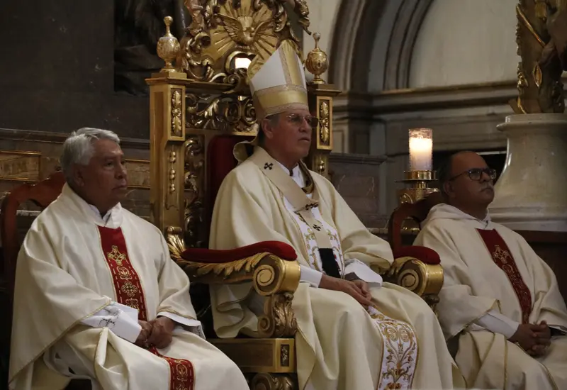 El Arzobispo se dirige a la comunidad católica con un mensaje para promover la paz, recalcando que solo Dios es dueño de la vida.