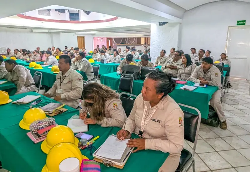 Reunión de trabajo para reforzar el control de enfermedades transmitidas por vector como el dengue, zika, chikungunya y paludismo.
