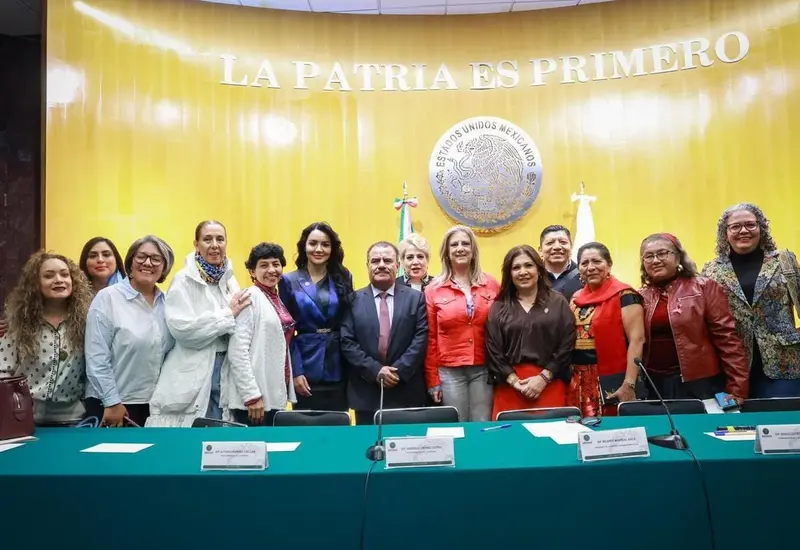 Legisladores federales se suman al esfuerzo nacional del INEA para combatir el rezago educativo y lograr un México sin analfabetismo.