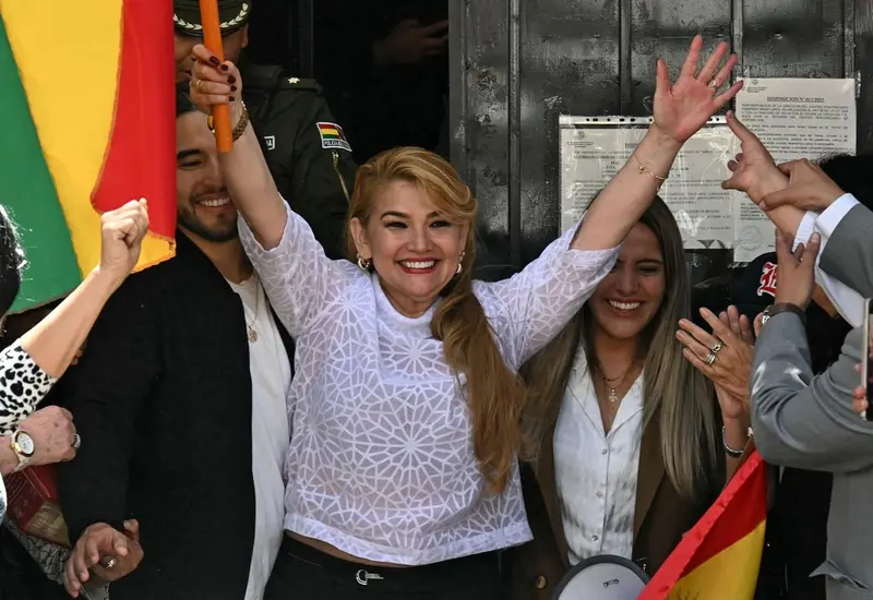 La expresidenta de Bolivia, Jeanine Áñez, fotografiada en el contexto de su condena por el delito de resoluciones contrarias a la ley.