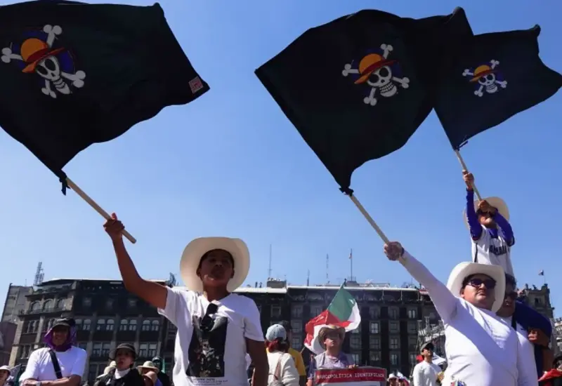Jóvenes de la Generación Z durante una marcha de protesta para exigir mejores condiciones económicas y un futuro financiero más estable.