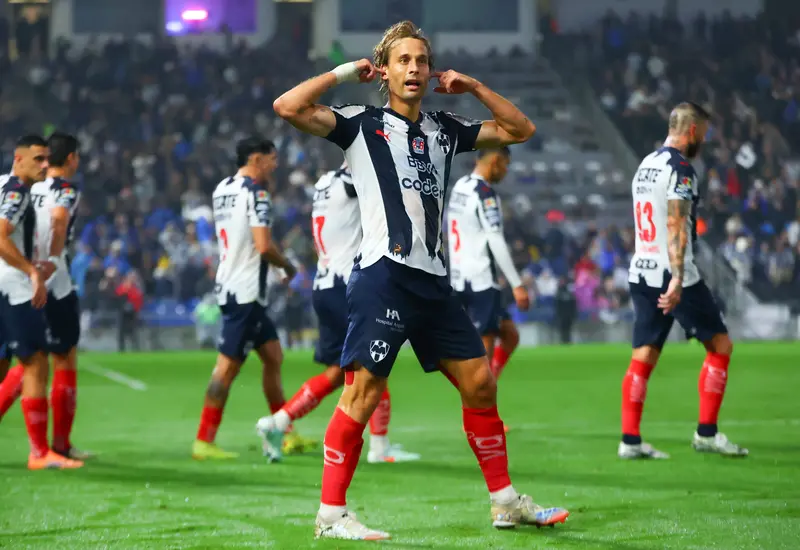 Monterrey vence al América 2-0 en el partido de ida de los cuartos de final, dando un paso importante hacia las semifinales.