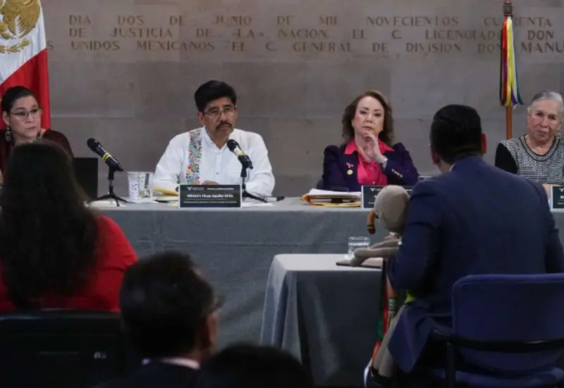 Especialistas y representantes de organizaciones comunitarias participan en el primer encuentro sobre justicia ambiental organizado por la Suprema Corte de Justicia de la Nación.
