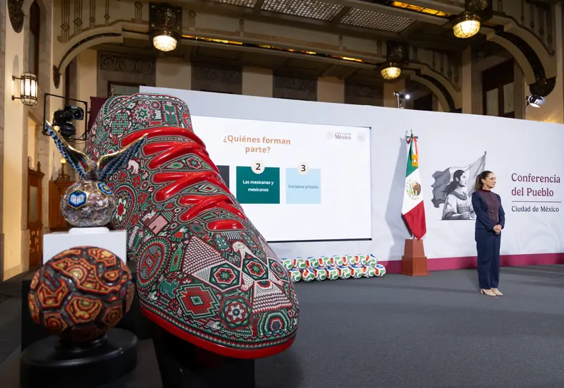 Claudia Sheinbaum durante la presentación del programa 'Vive saludable, juega feliz', que incluye la organización de 74 Mundialitos y seis copas en México.