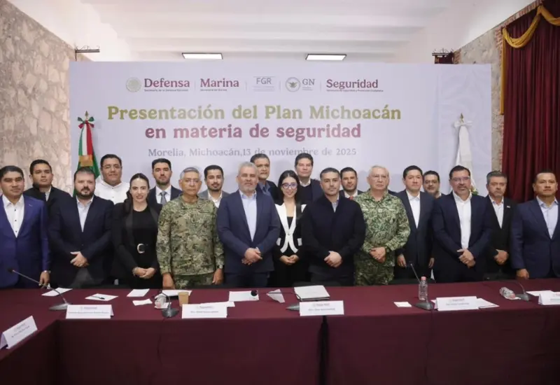 Magistrados del TEPJF en sesión, quienes urgen a poner un freno legal al uso electoral de redes sociales y nueva tecnología en México.