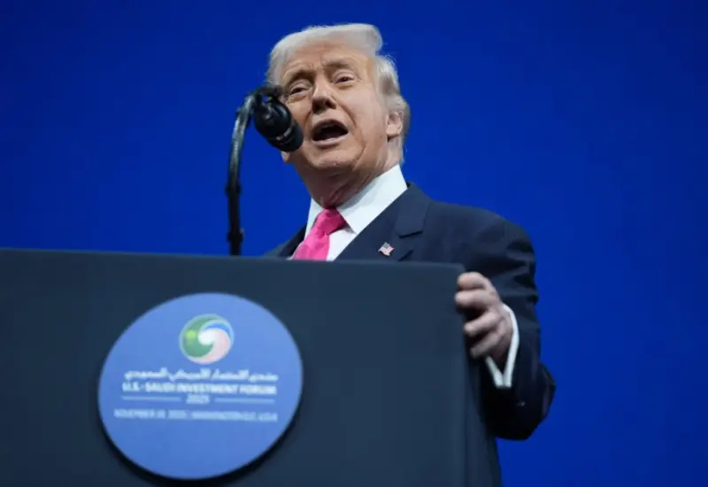 El expresidente Donald Trump, quien evalúa medidas adicionales contra los cárteles, elogiando los avances de Claudia Sheinbaum en la lucha antinarcóticos.