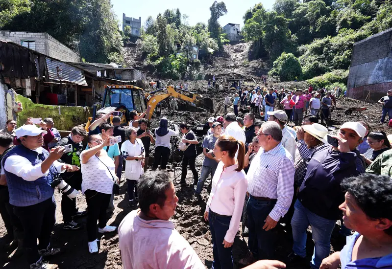 La Presidenta de México nformó, a través de un video en sus redes sociales, que las Fuerzas Armadas implementan los Planes DN-III-E y Marina en los estados de Puebla, Veracruz, Hidalgo, San Luis Potosí, Veracruz y Querétaro.