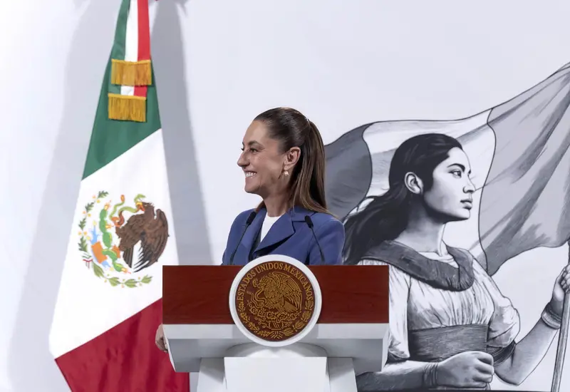 La Jefa del Ejecutivo Federal recordó que el próximo año se fortalecerá al Instituto Mexicano del Seguro Social (IMSS), al Instituto de Seguridad y Servicios Sociales de los Trabajadores del Estado (ISSSTE) y al IMSS Bienestar.