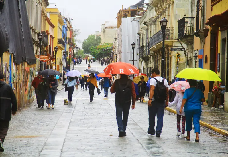 Protección Civil exhortó a la población a seguir las recomendaciones oficiales.