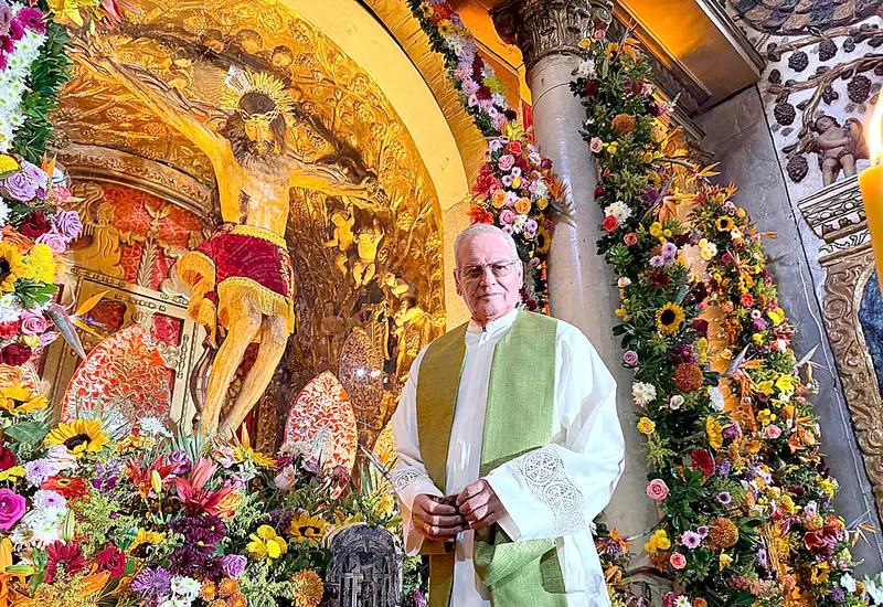 Vázquez Villalobos agradeció ayer a los católicos que acudieron al templo parroquial de Tlacolula de Matamoros.