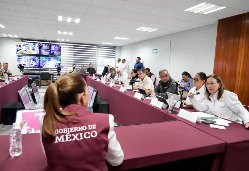  La atención directa a la población continúa. Foto: Presidencia de México