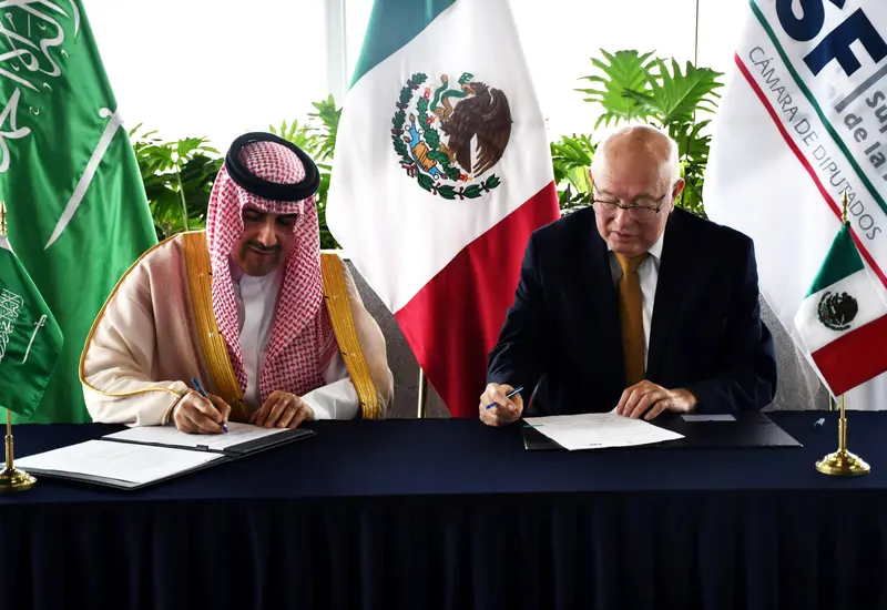 En esta visita se celebró un encuentro bilateral México-Arabia Saudita, y la firma de un Memorando de Entendimiento para fortalecer la cooperación internacional en fiscalización superior. ## Foto: Cortesía